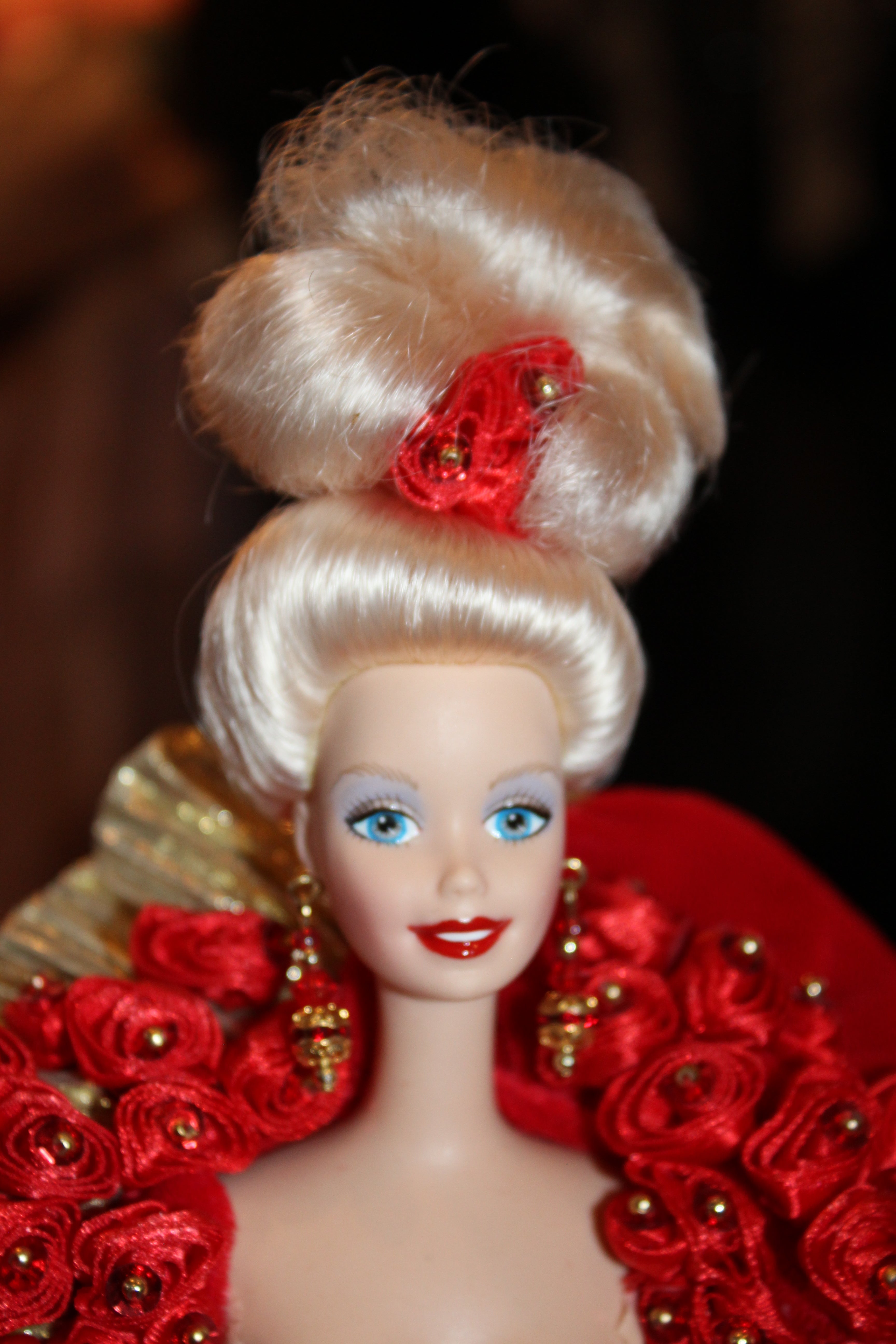 1995 Golden Anniversary Porcelain Barbie – Limited Edition Mattel Collector Doll