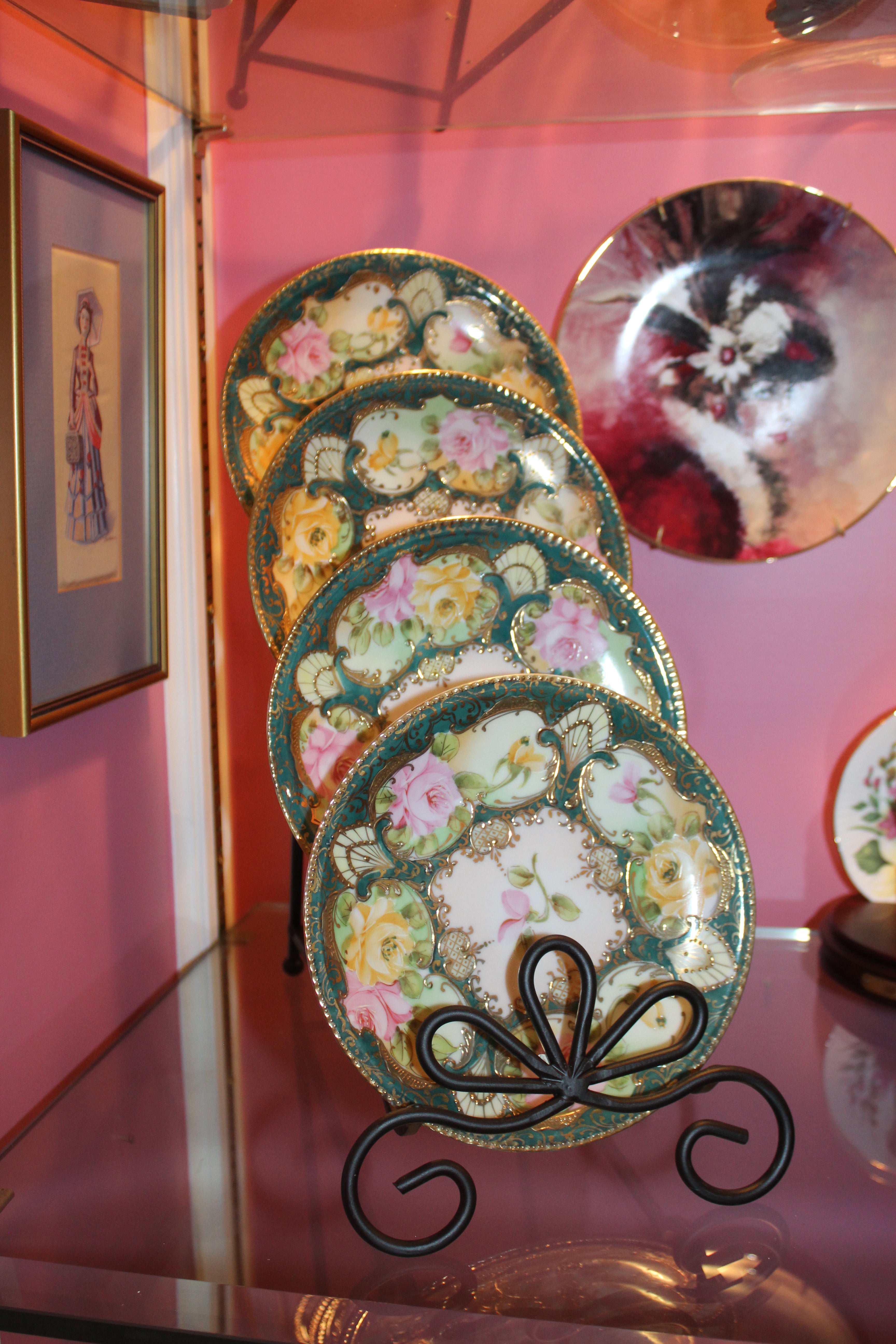 Vintage Hand-Painted Floral Porcelain Plates – Set of 4 – Decorative Dessert Plates