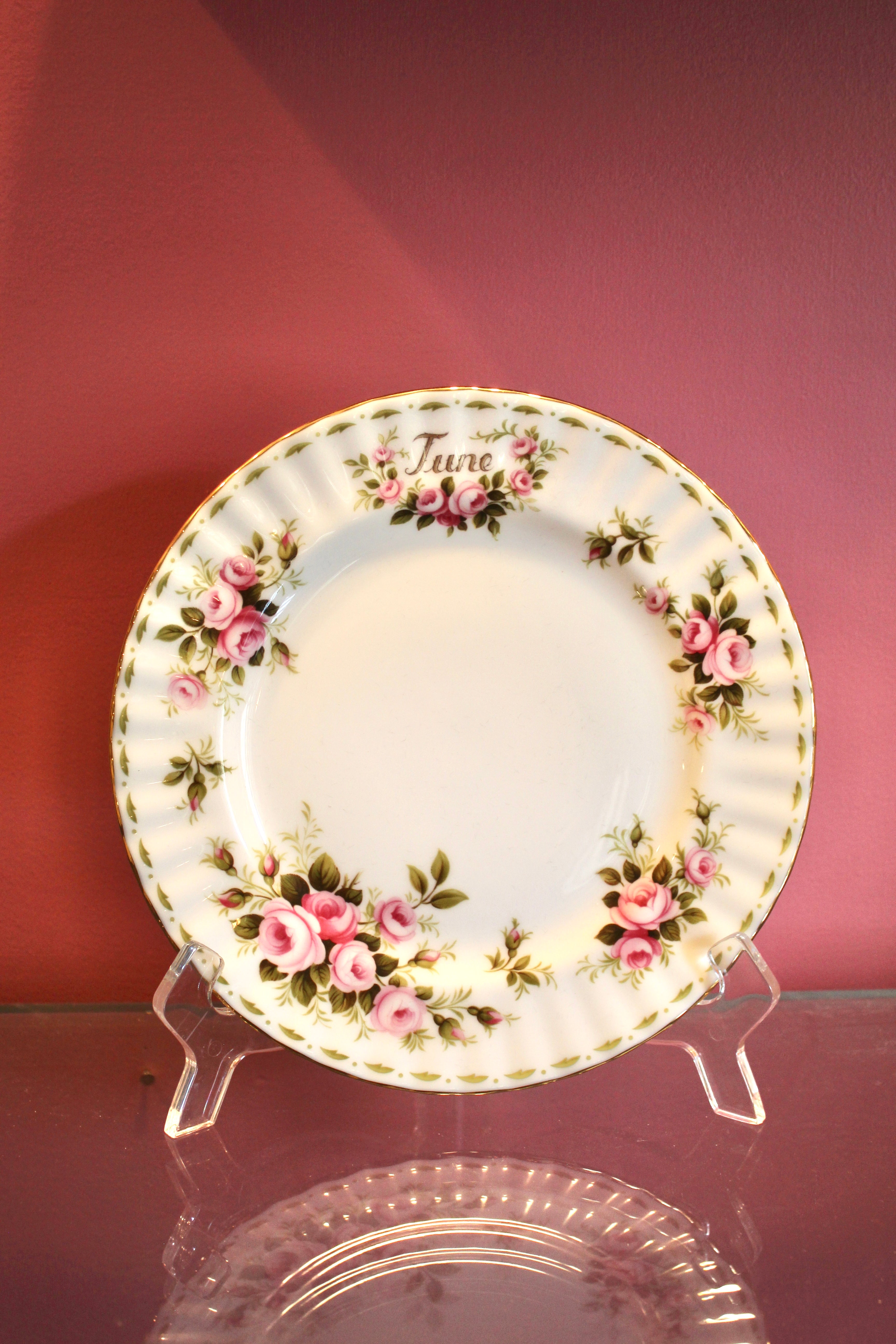 Vintage Royal Albert Flower of the Month Plate – June Pink Roses Bone China England