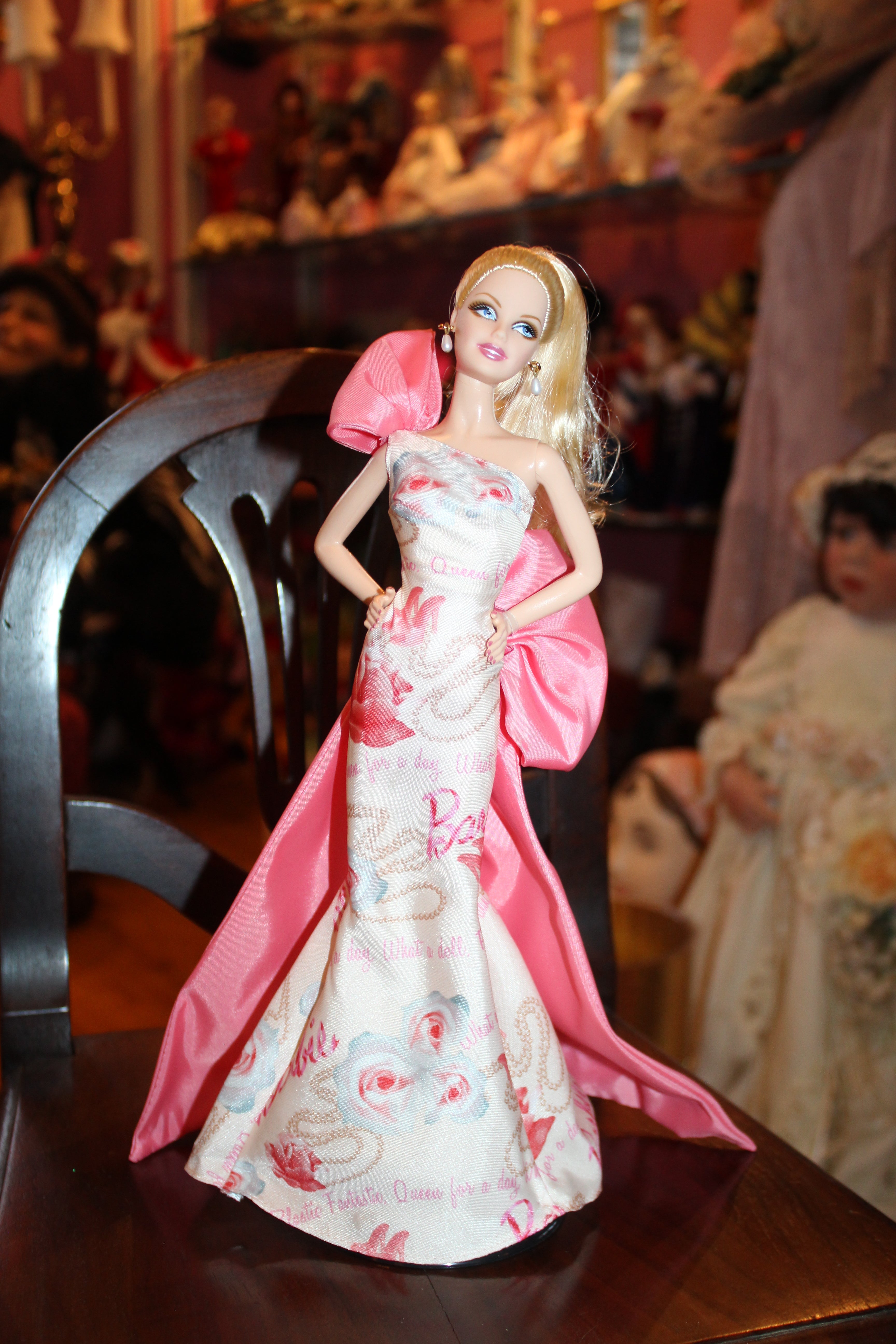 2010 Avon Exclusive Rose Splendor Barbie Doll – Floral Print Gown Collector Edition