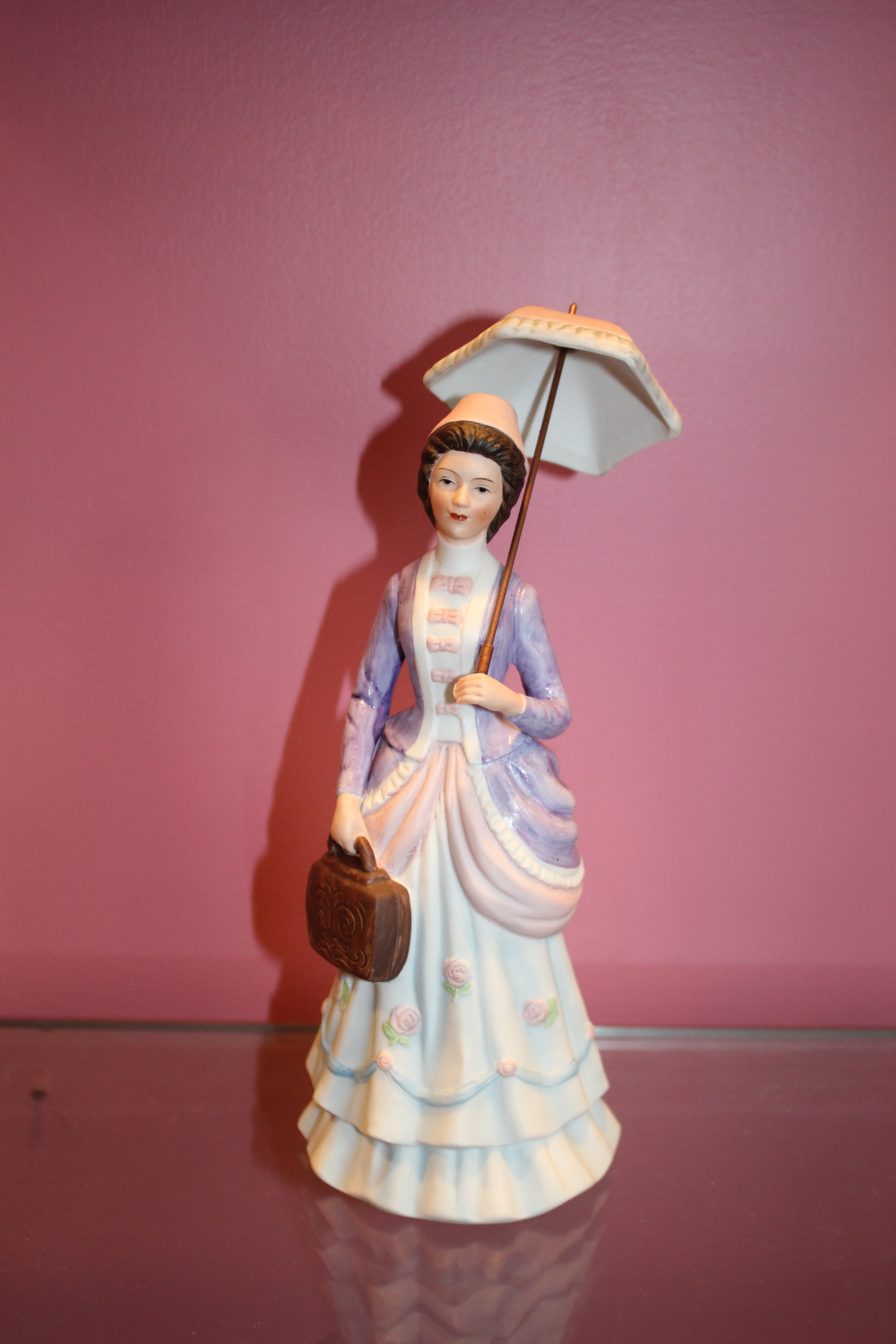 1978 Avon Mrs. Albee Figurine – Early Vintage Collectible