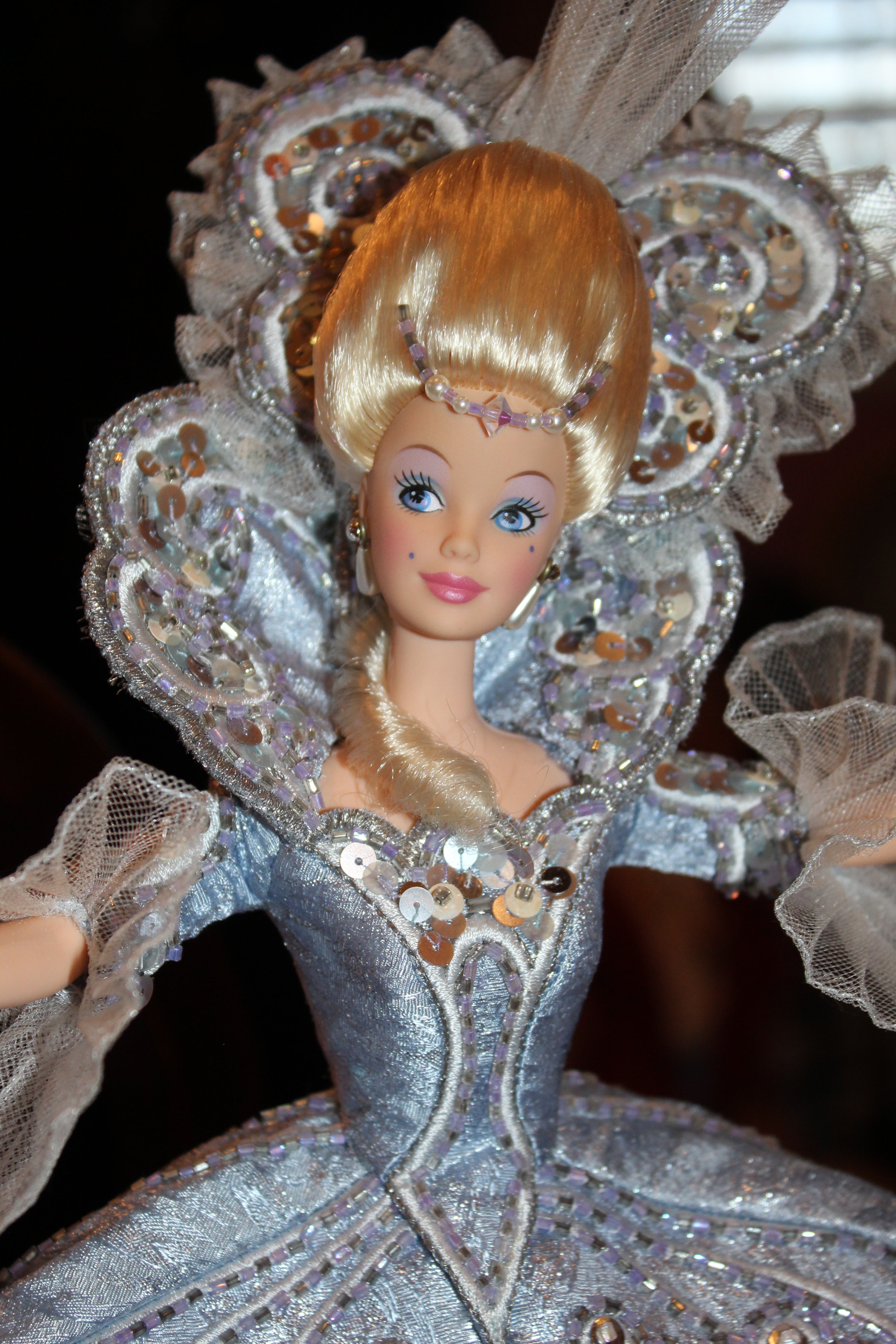 1997 Bob Mackie Madame du Barbie – Limited Edition Collector Doll (Mattel)