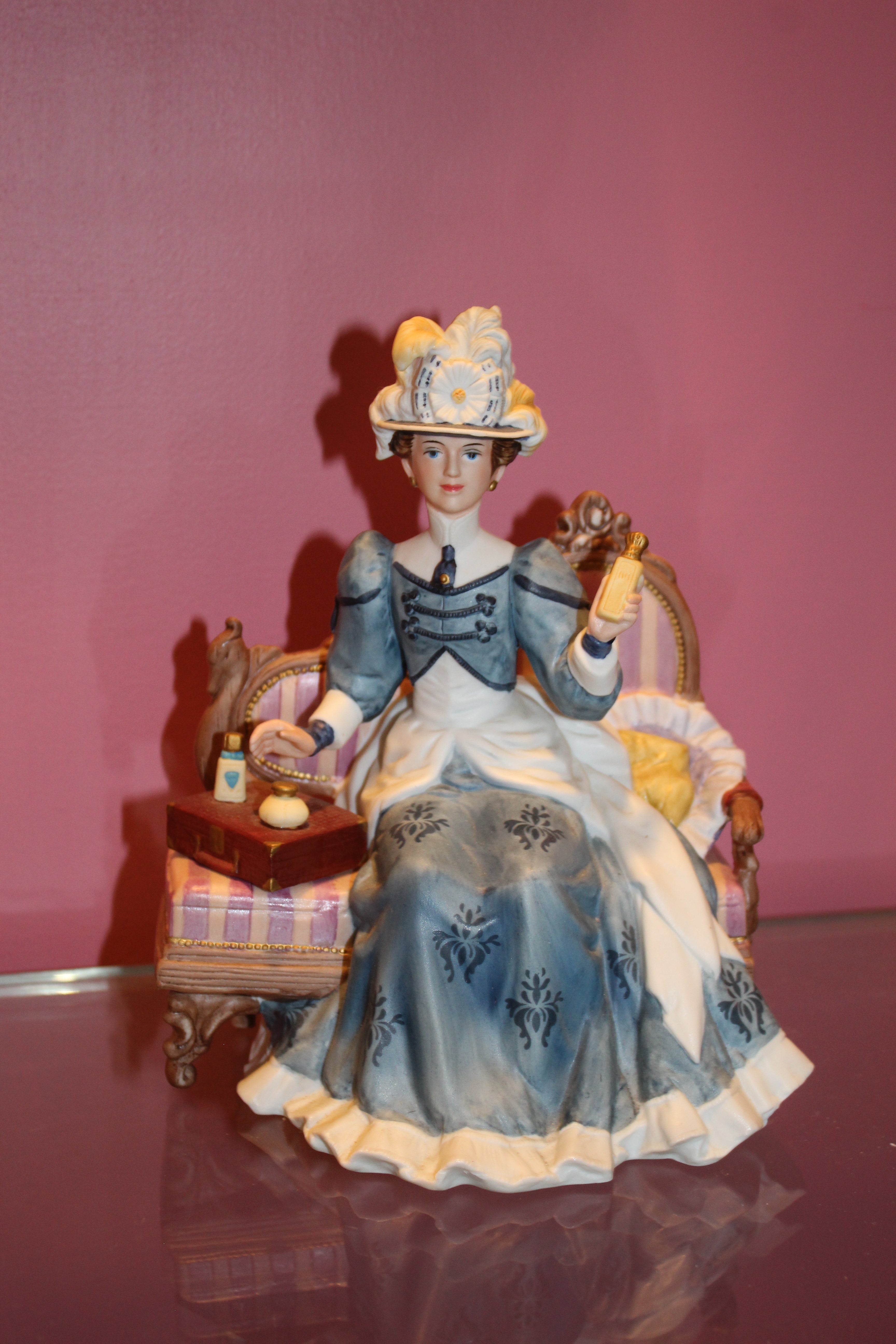 1992 Avon Mrs. Albee Award Porcelain Figurine – Victorian Lady with Perfume Bottle