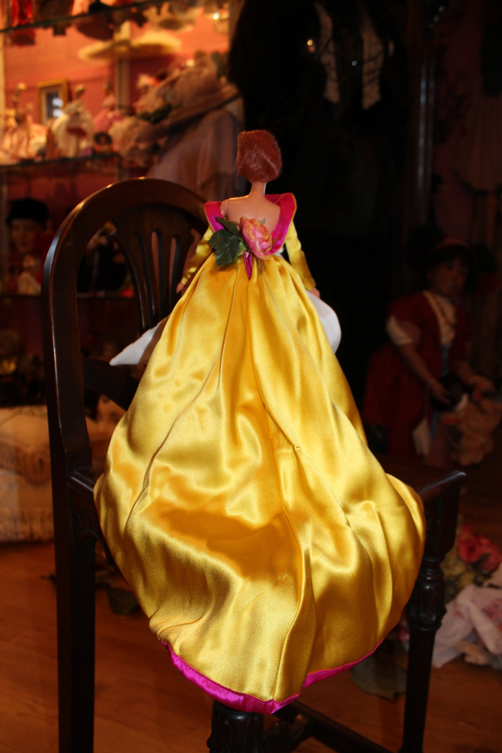 1996 Mattel Barbie Collectibles Bill Blass Limited Edition Doll – Designer Series