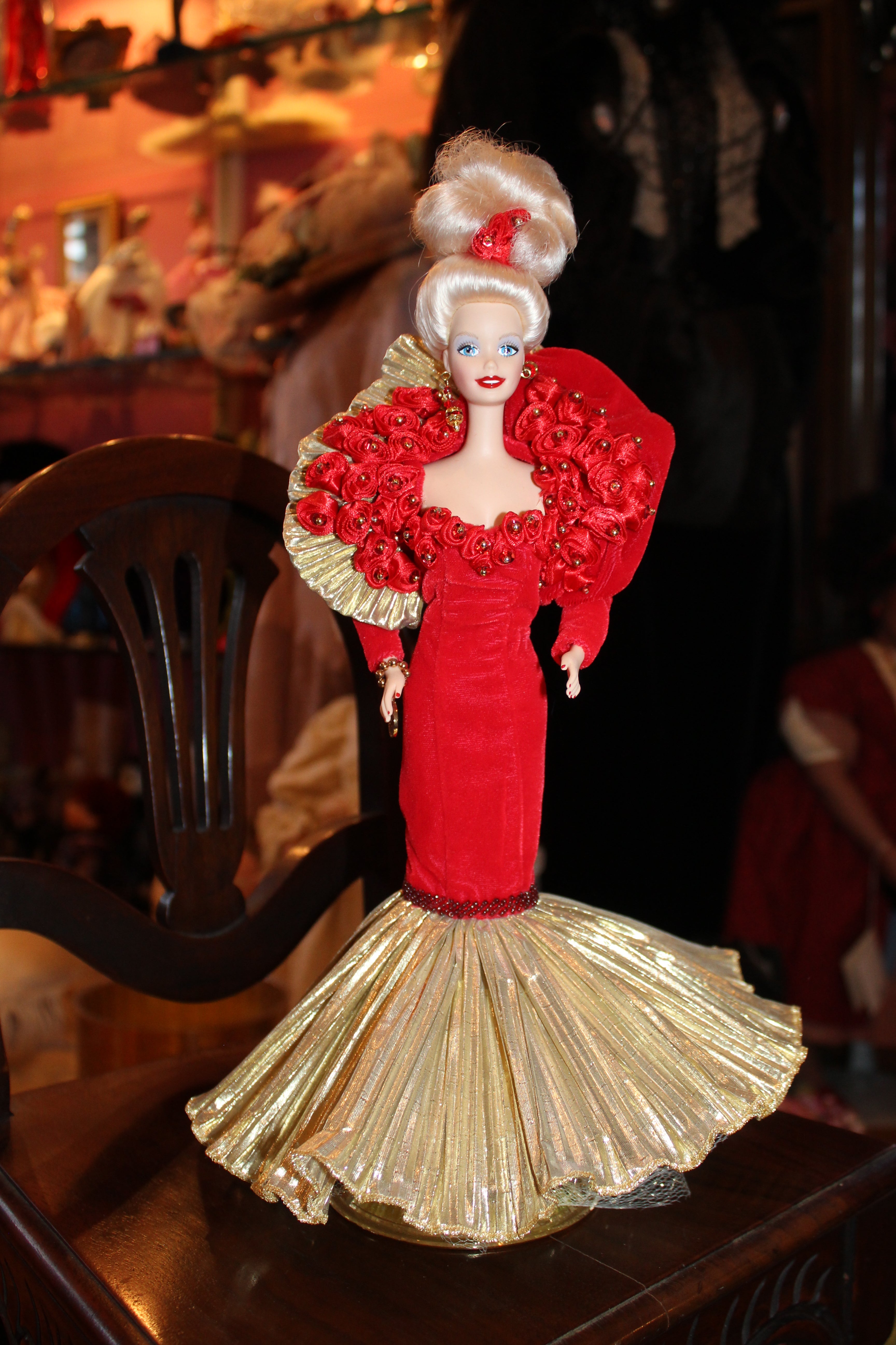 1995 Golden Anniversary Porcelain Barbie – Limited Edition Mattel Collector Doll