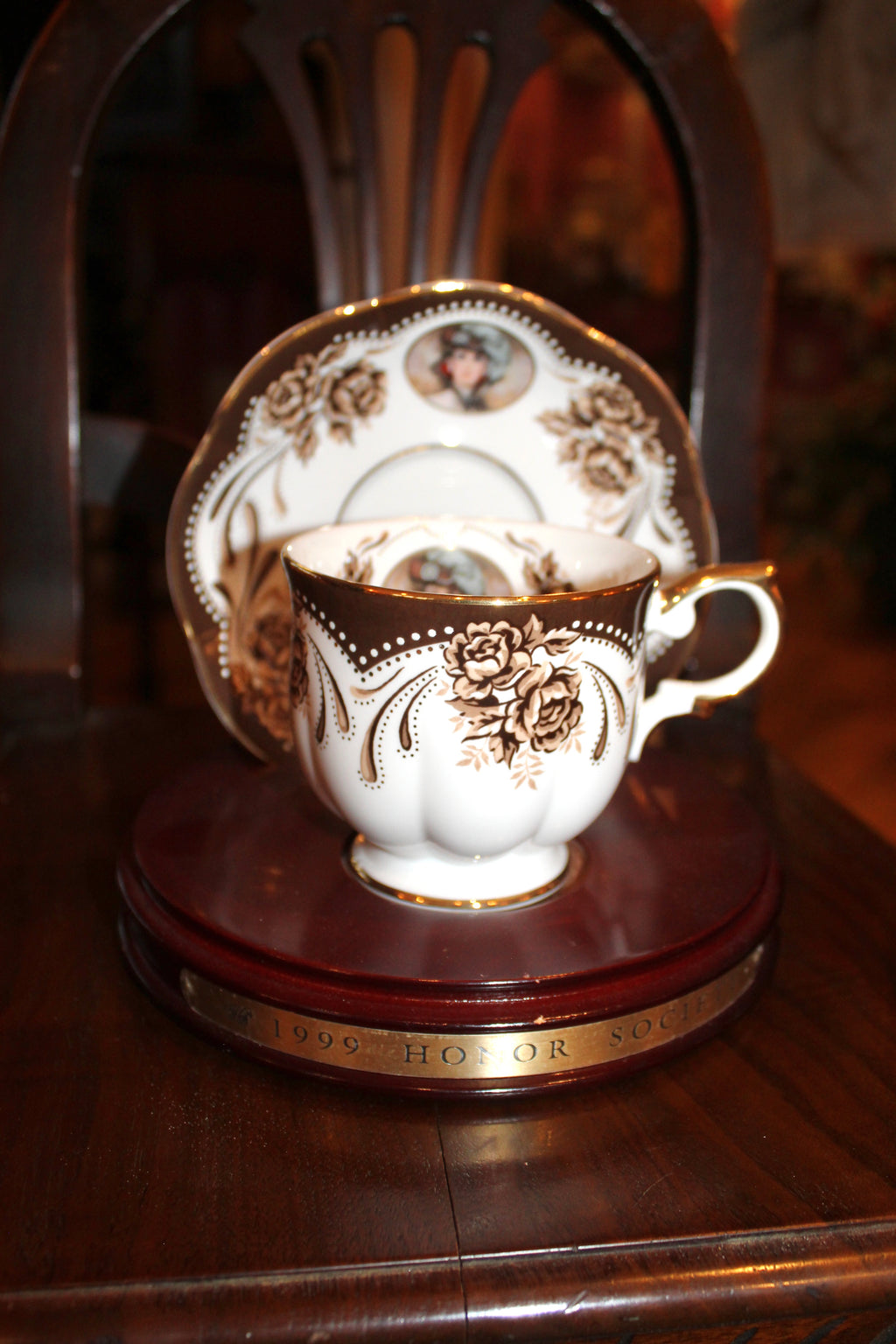 1999 Avon Mrs. Albee Honor Society Teacup & Saucer Set