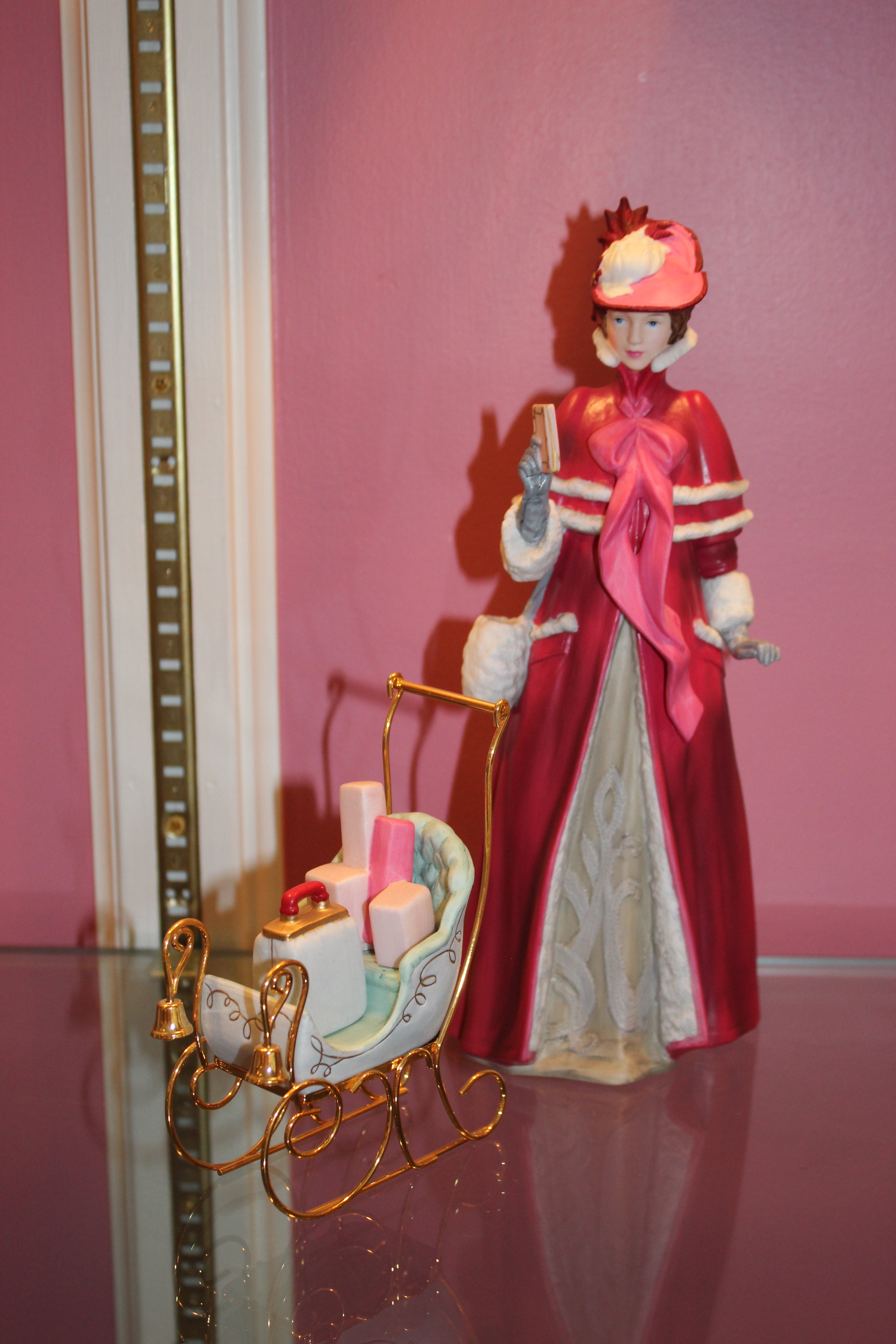 1989 Avon Award Figurine – Victorian Lady with Carriage