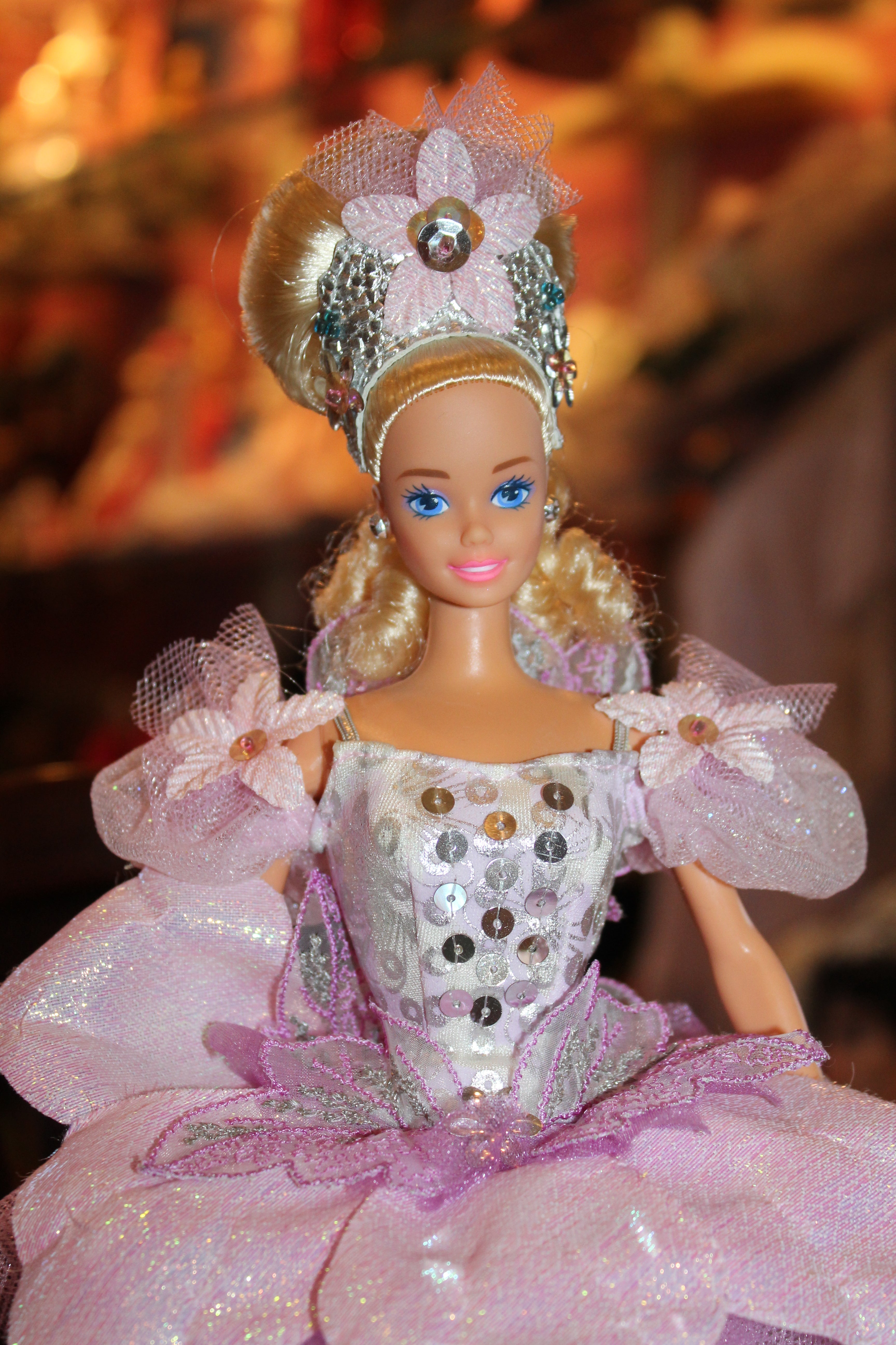 1991 Nutcracker Musical Ballerina Barbie – Mattel Collector Doll