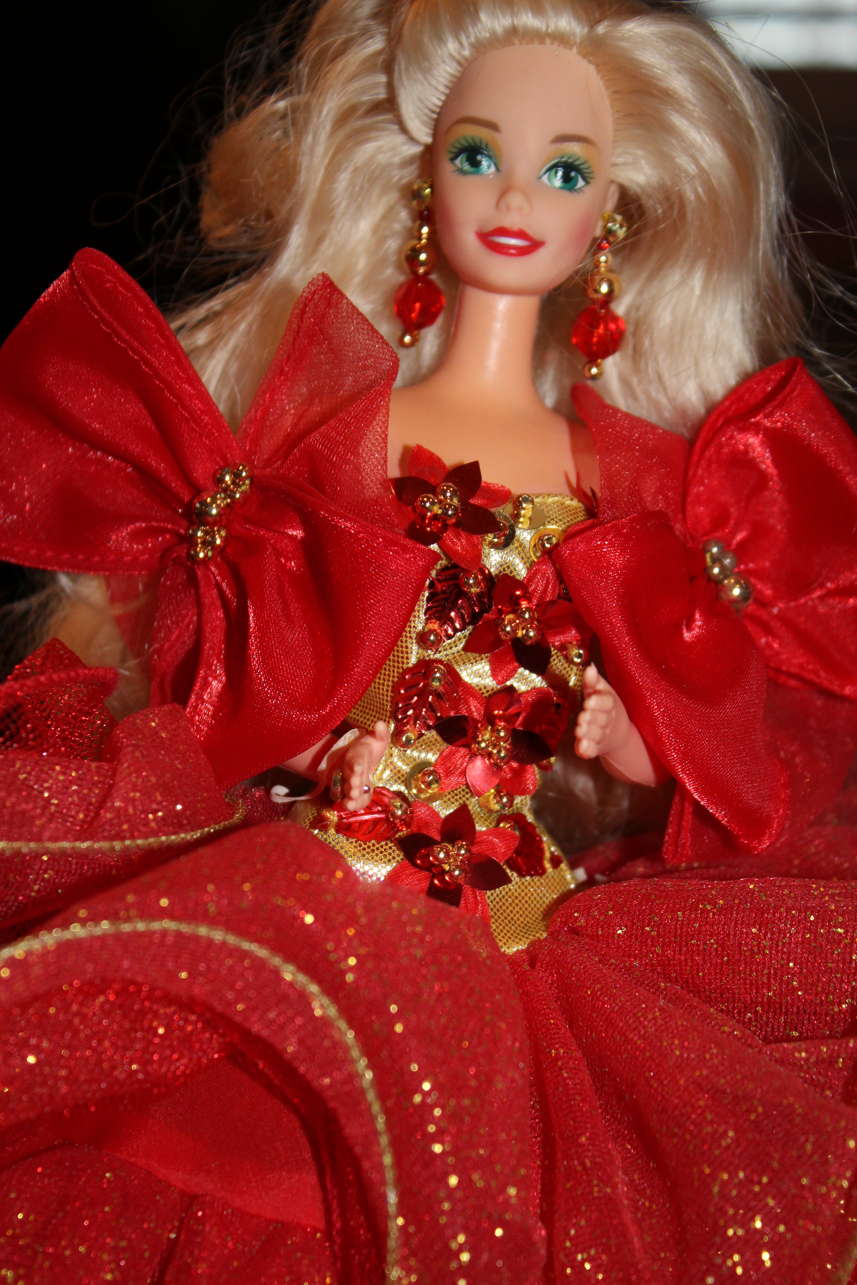 Mattel “Happy Holidays” Barbie – 1993 Collector Edition