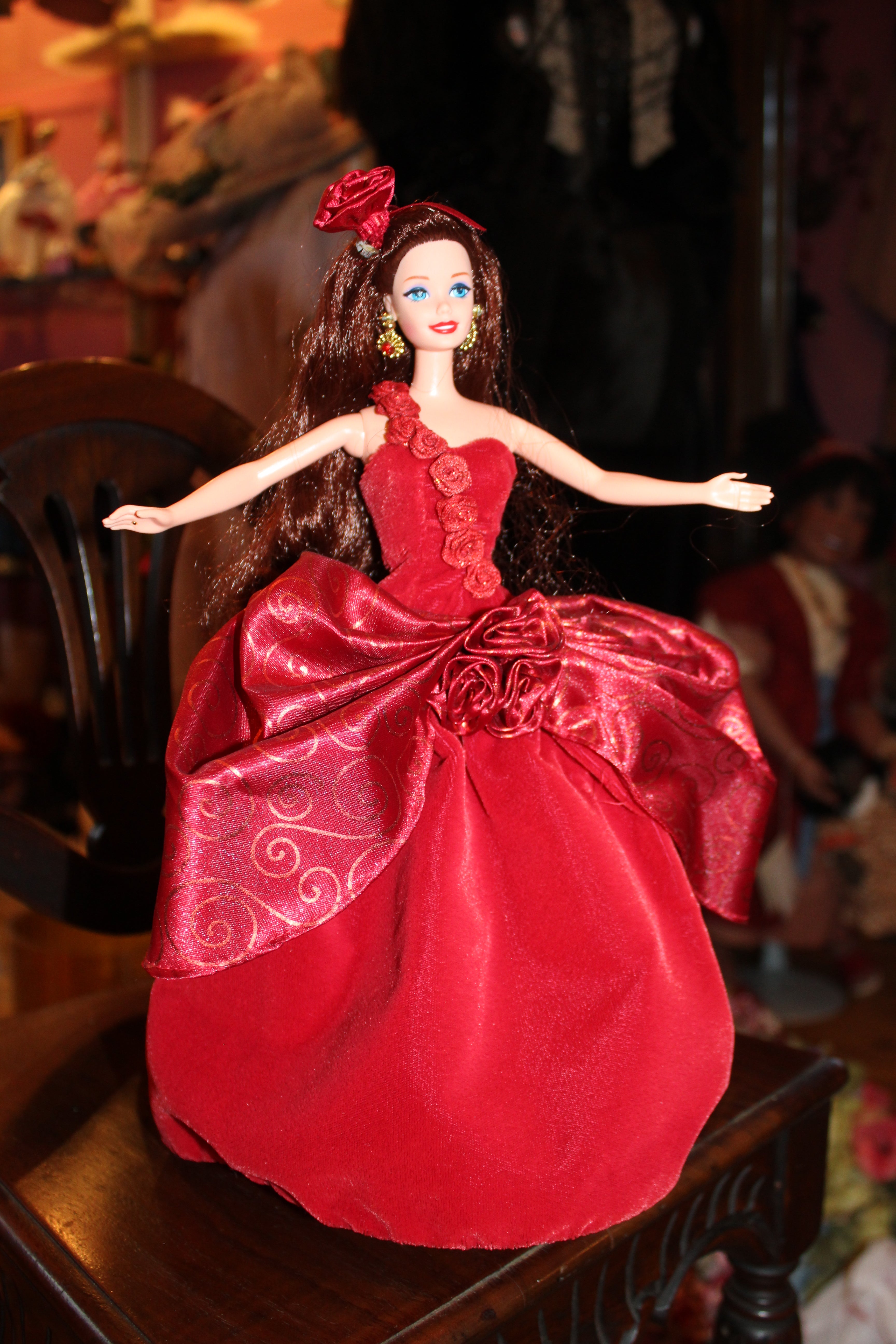 1996 Mattel Radiant Rose Barbie – Collector Edition