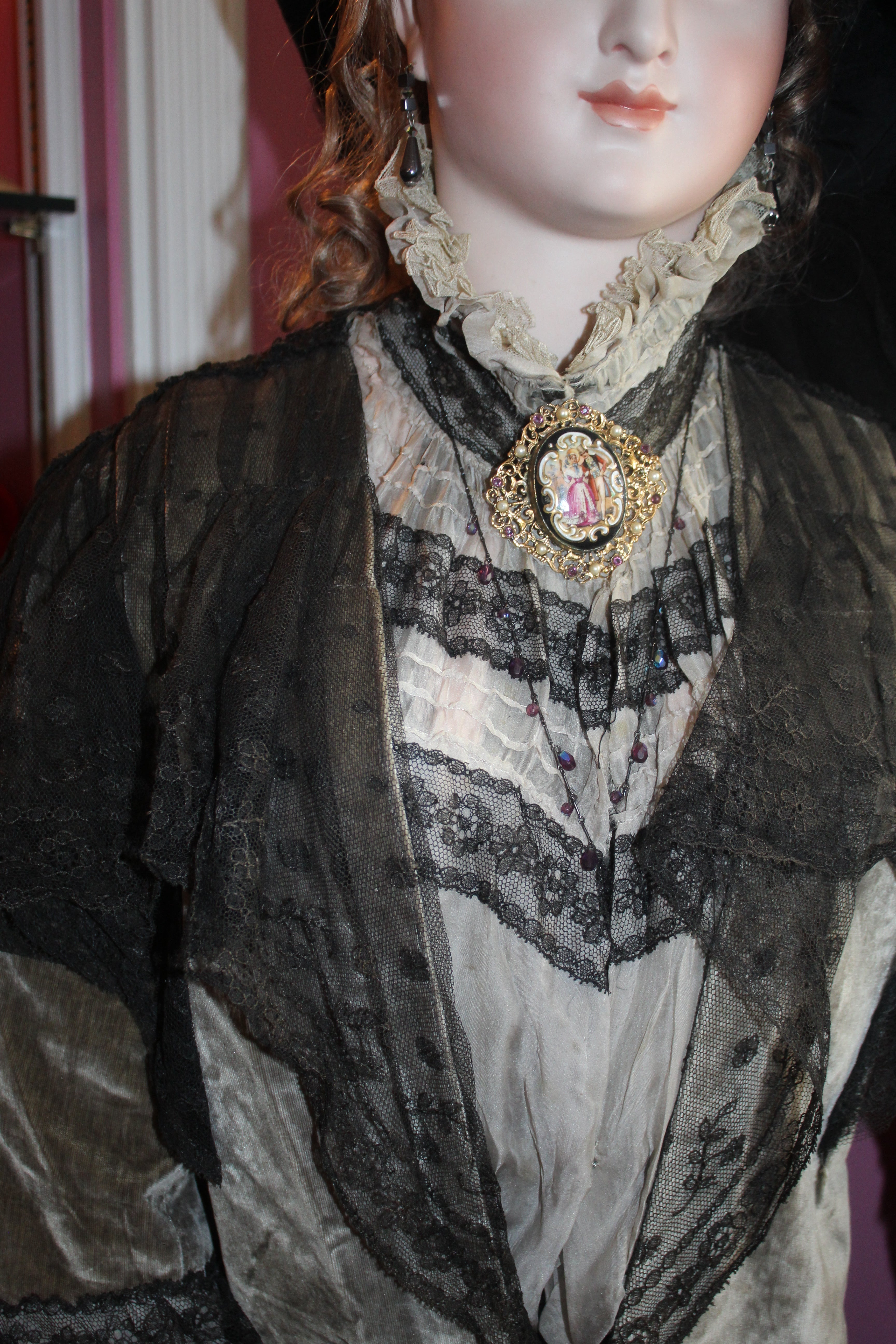 Life-Size “Lady Grace” Reproduction Mannequin with Victorian-Inspired Ensemble & Accessories